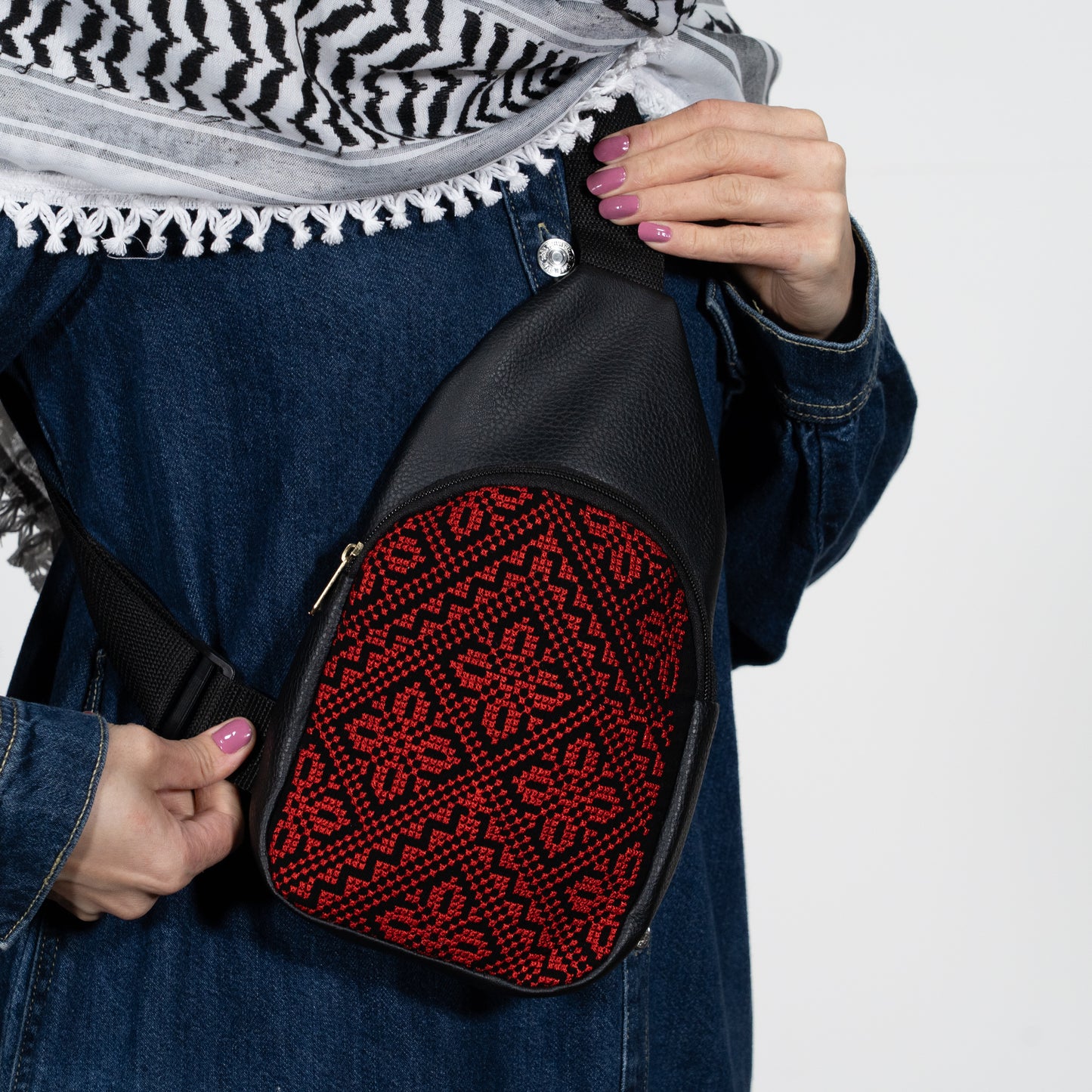 TATREEZ POUCH