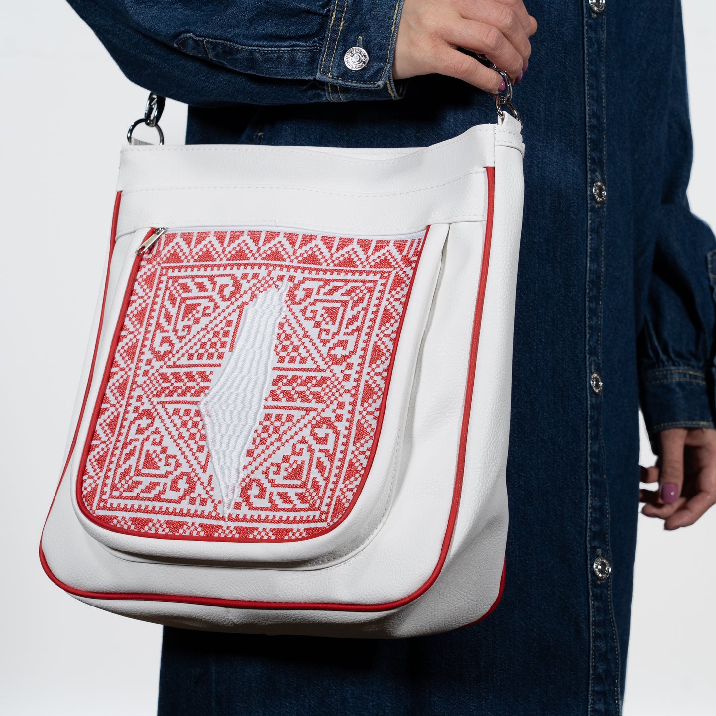 MAP SATCHEL - RED