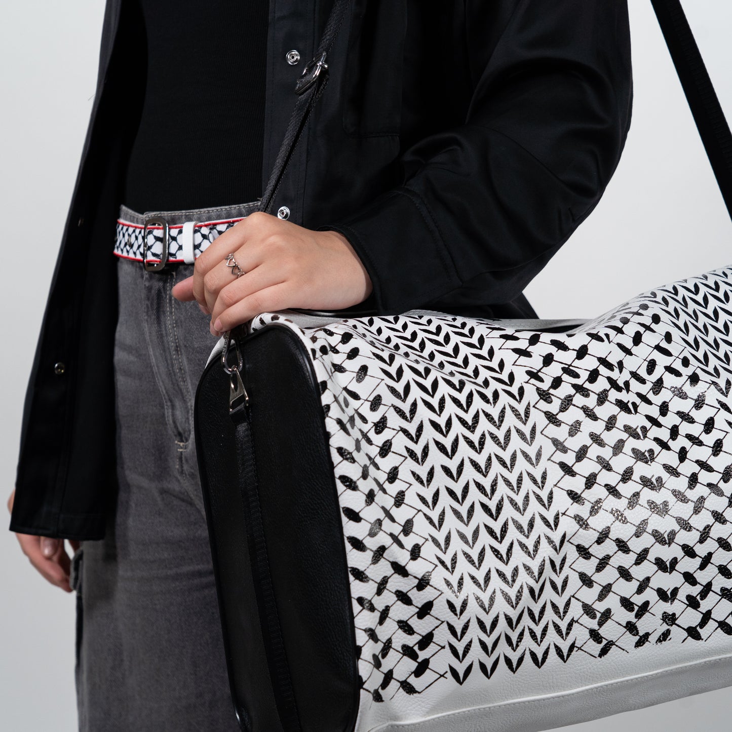 DUFFLE KUFFIYEH